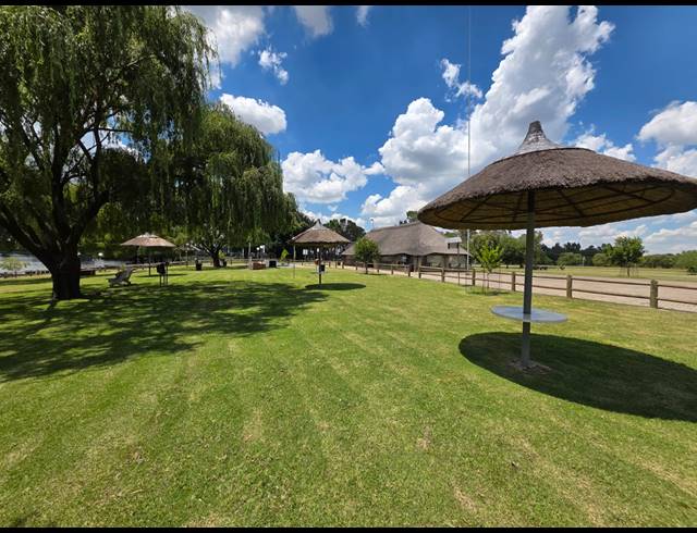 3 BEDROOM TOWNHOUSE FOR SALE IN VAALPARK